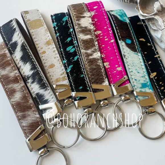 Western Hair On Cowhide Wristlet Keychain Brown with Turquoise Specks - Picture 3 of 5